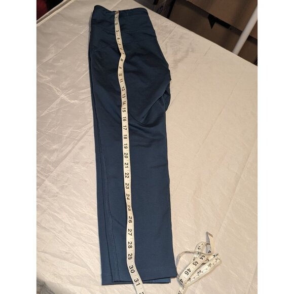 Nike Dri Fit Women Size Medium Blue Cropped Capri Leggings Nike Running - Picture 14 of 16